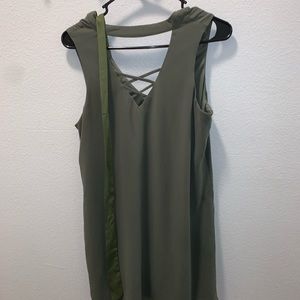 Knee high dress with same color belt